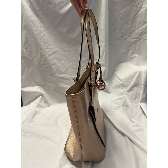 Michael Kors Metallic Gold Leather Jet Set Pocket Tote Bag GS - Picture 2 of 9